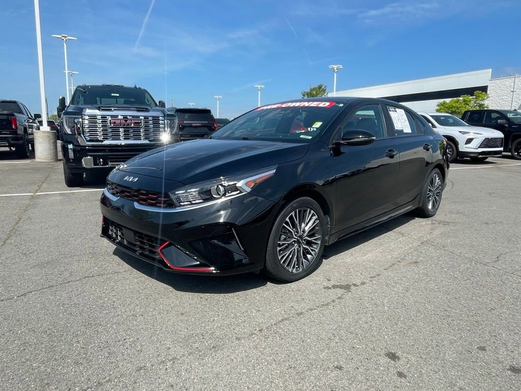 Used 2023 Kia Forte GT-Line w/ GT-Line Premium Package image 3