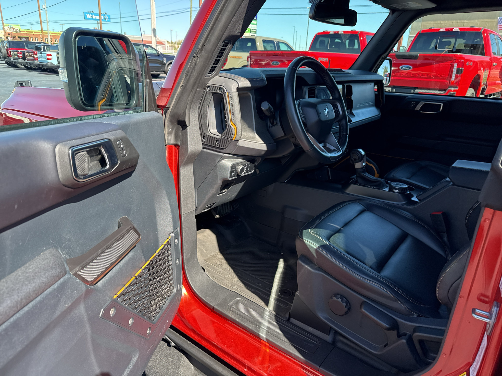 Used 2024 Ford Bronco Badlands AWD/4WD image 9