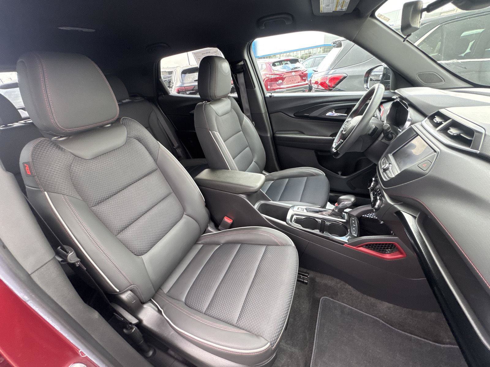 Used 2023 Chevrolet TrailBlazer RS AWD/4WD image 17