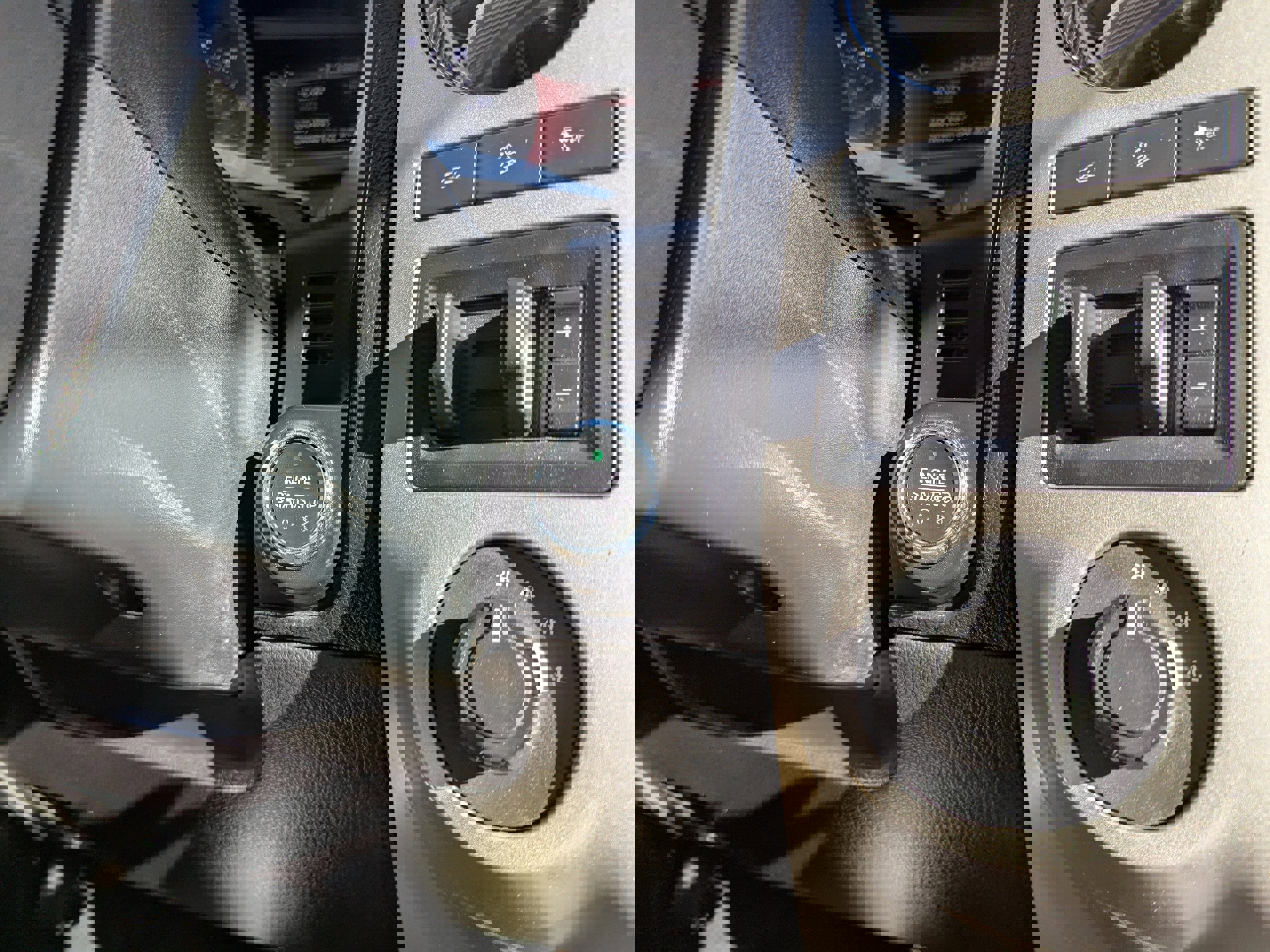 Used 2017 Ford Expedition Max Limited image 18