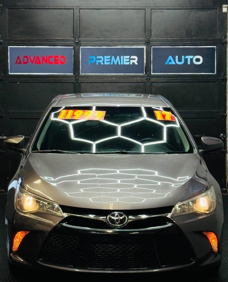 Used 2017 Toyota Camry SE FWD image 5