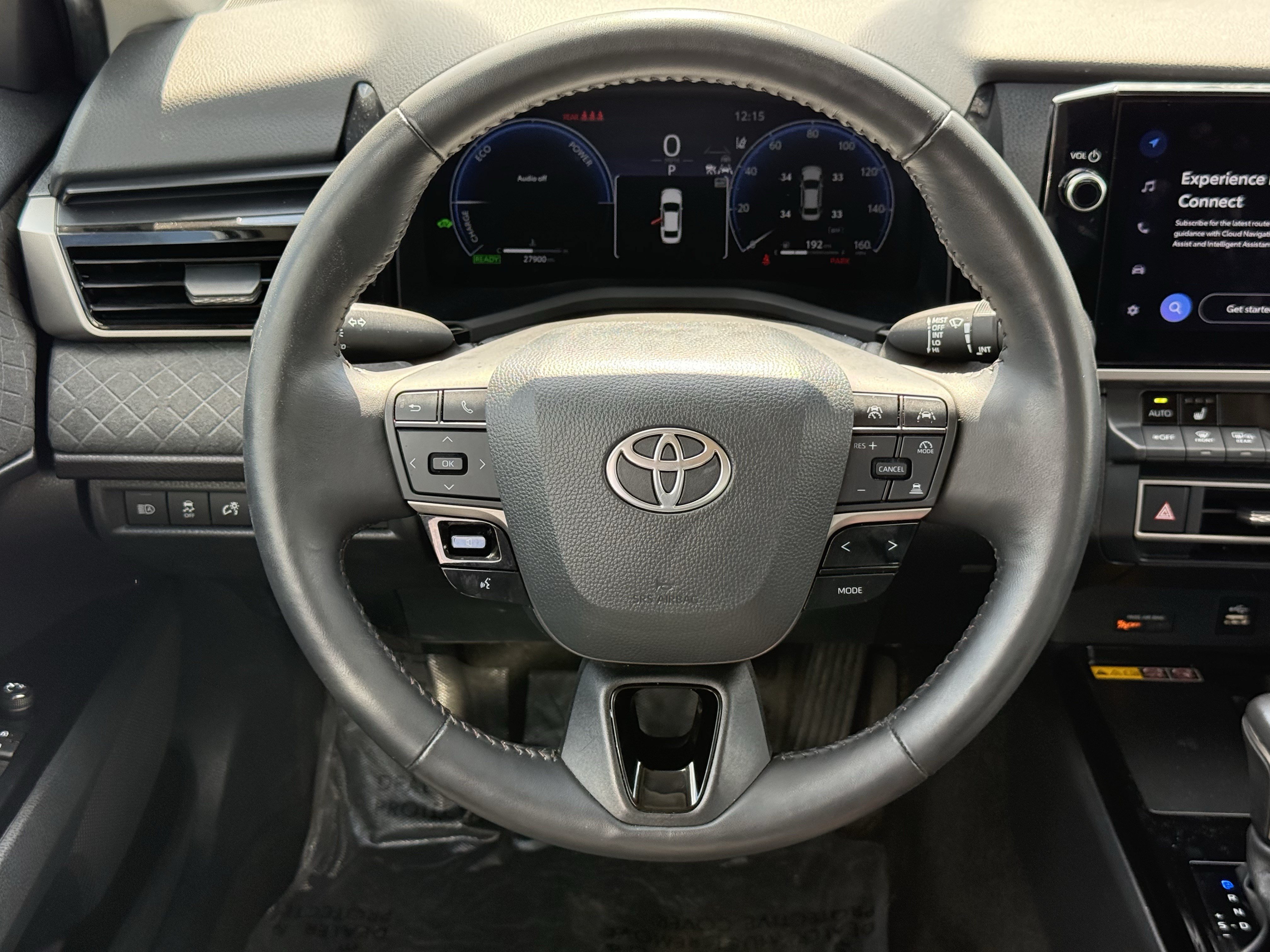 Used 2025 Toyota Camry XLE FWD image 15
