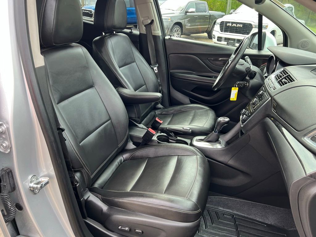 Used 2015 Buick Encore Leather FWD image 10