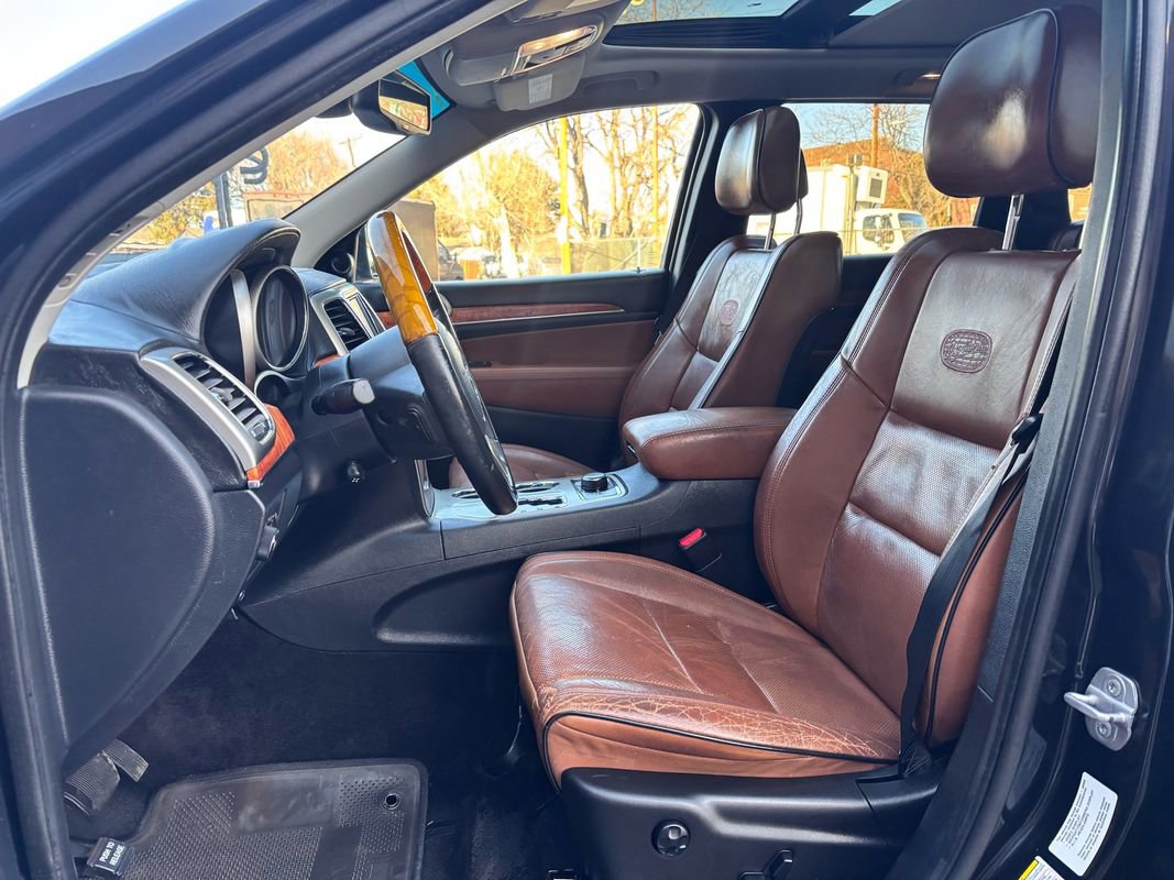 Used 2012 Jeep Grand Cherokee Overland image 24