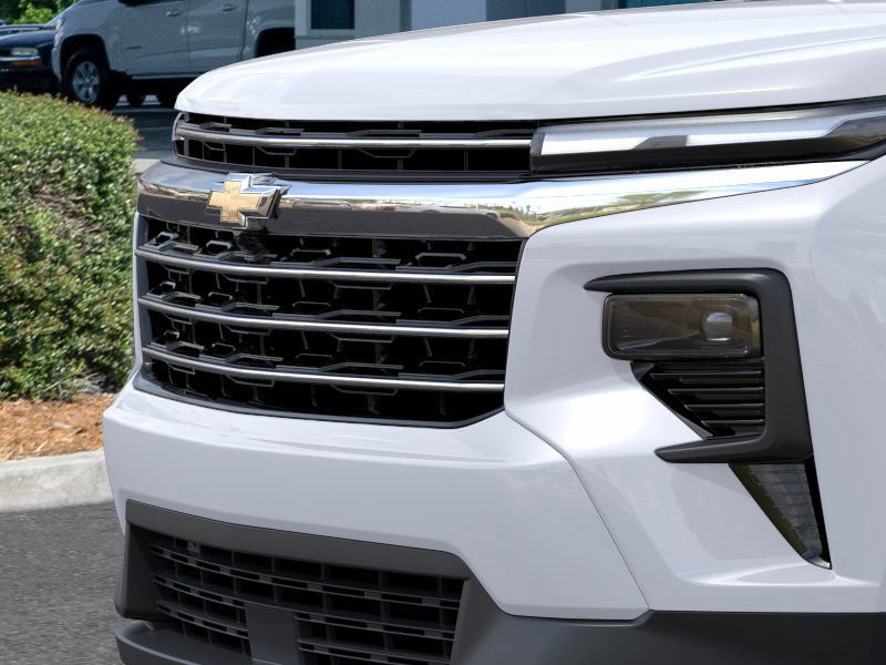 New 2026 Chevrolet Traverse LT w/ Sun and Wheel Package FWD image 13