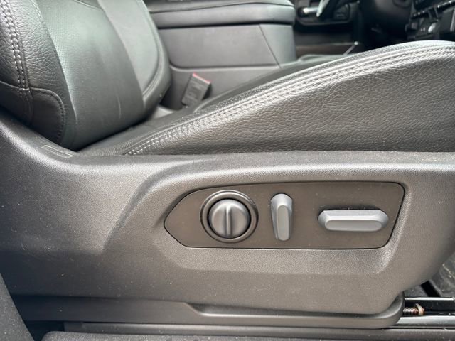 Used 2022 GMC Sierra 1500 Denali w/ Denali Reserve Package image 16