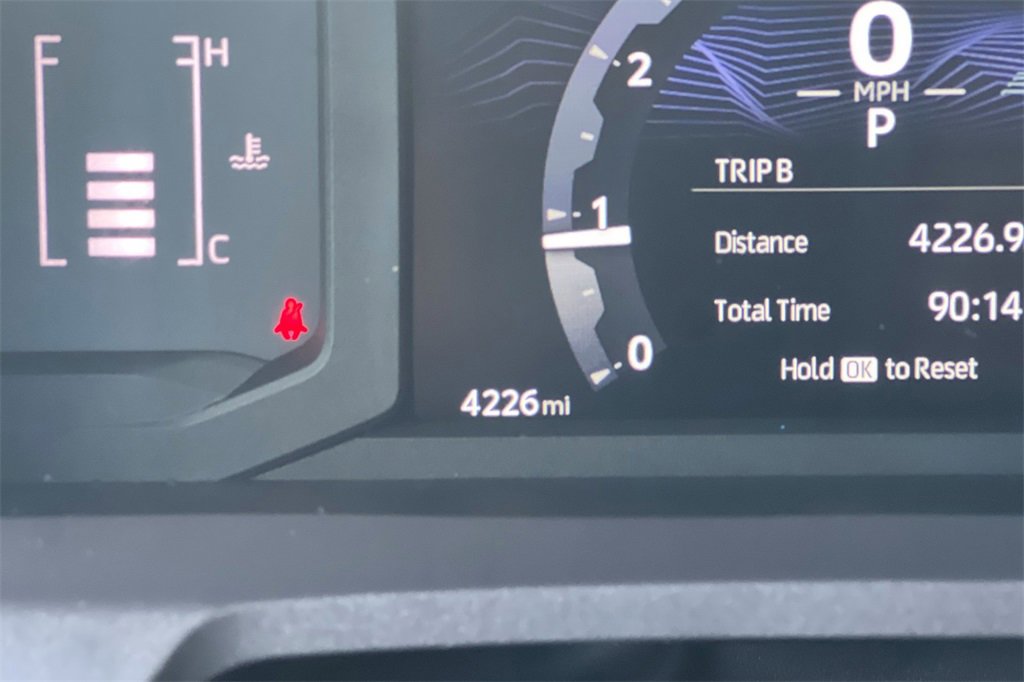 Used 2025 Toyota Tacoma SR5 image 30