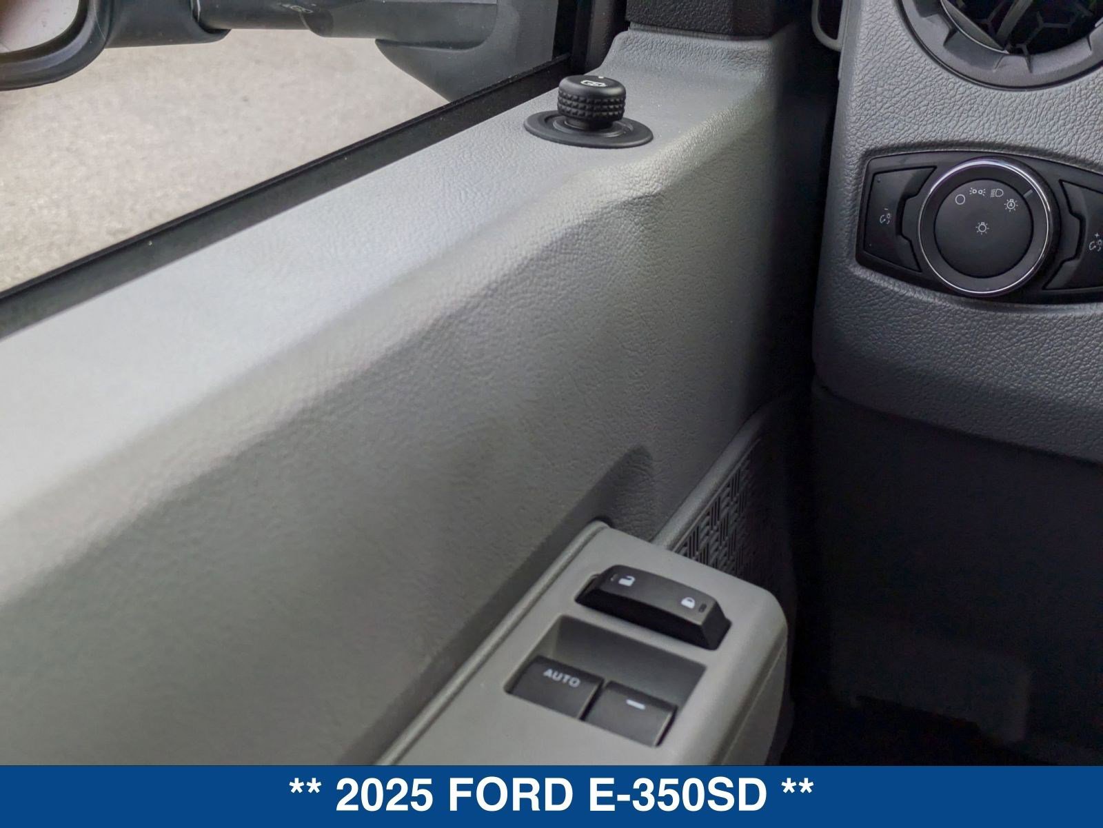 New 2025 Ford E-350 and Econoline 350 Super Duty w/ Power Equipment Group image 20