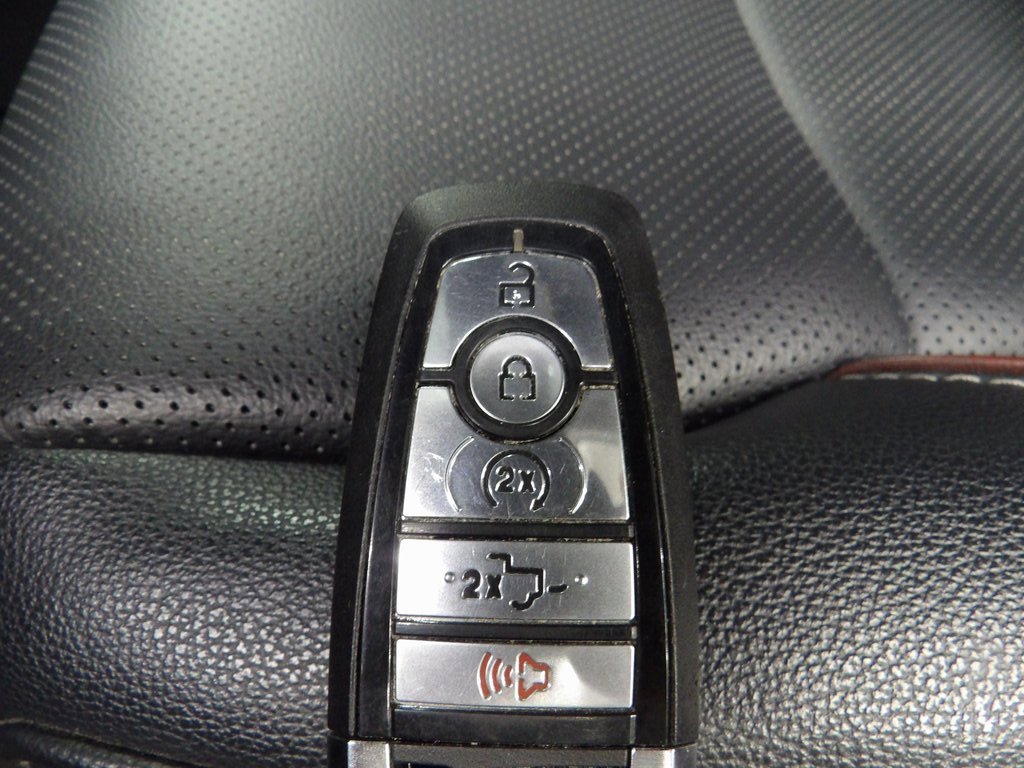 Used 2023 Ford F150 Lariat w/ Equipment Group 502A High image 54