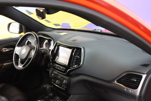 Used 2021 Jeep Cherokee High Altitude AWD/4WD image 12