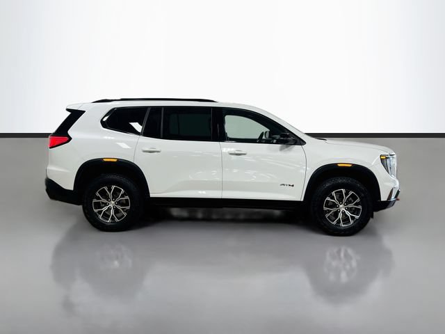 Used 2025 GMC Acadia AT4 w/ Luxury Package AWD/4WD image 8