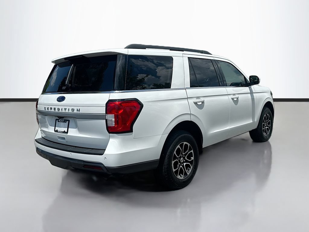 Used 2022 Ford Expedition XLT RWD image 9