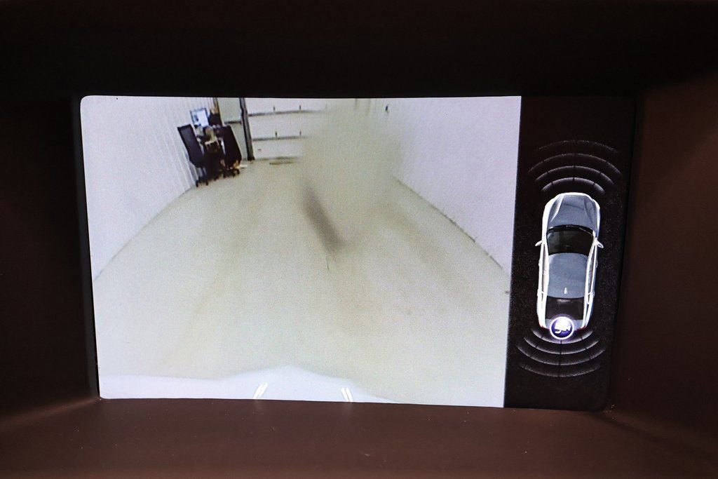 Used 2017 Volvo S60 T5 Inscription image 28