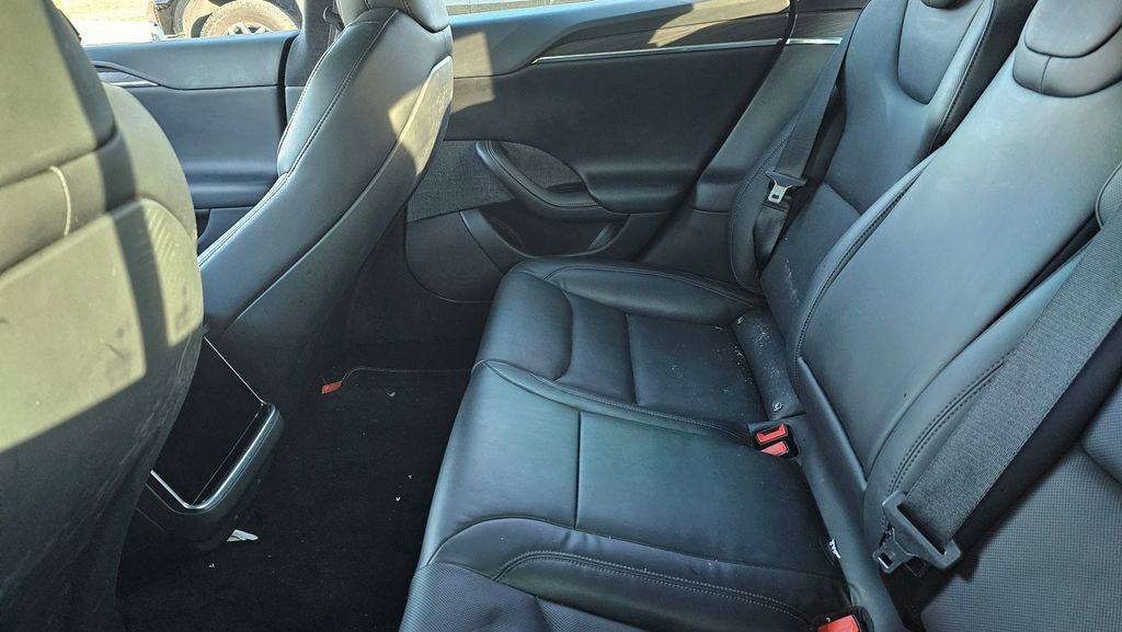 Used 2022 Tesla Model S image 6