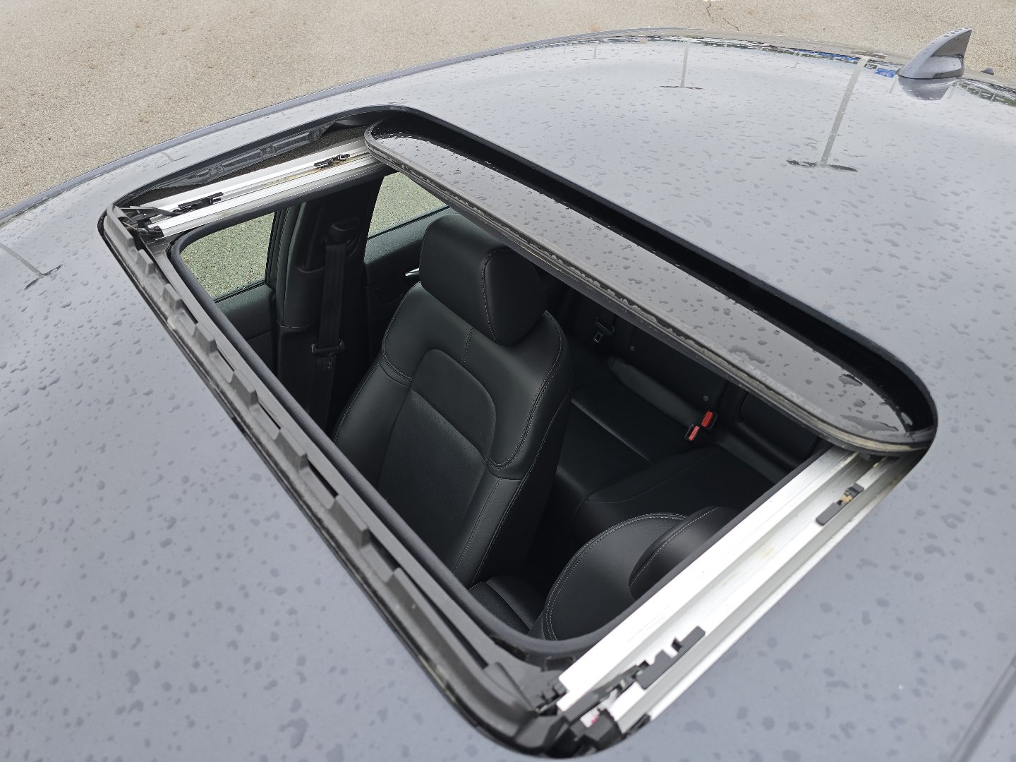 Used 2024 Honda Civic Sport Touring image 3