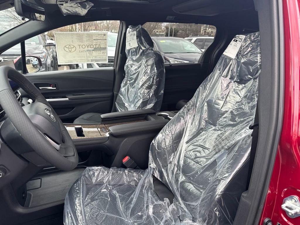 New 2026 Toyota Sienna Platinum image 16