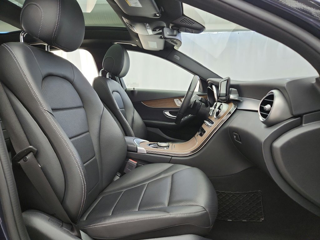 Used 2019 Mercedes-Benz C 300 4MATIC Sedan image 29