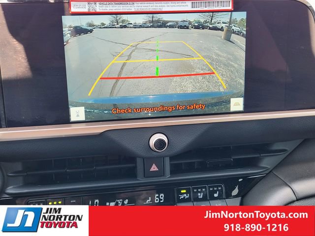 Used 2026 Toyota Crown AWD/4WD image 19