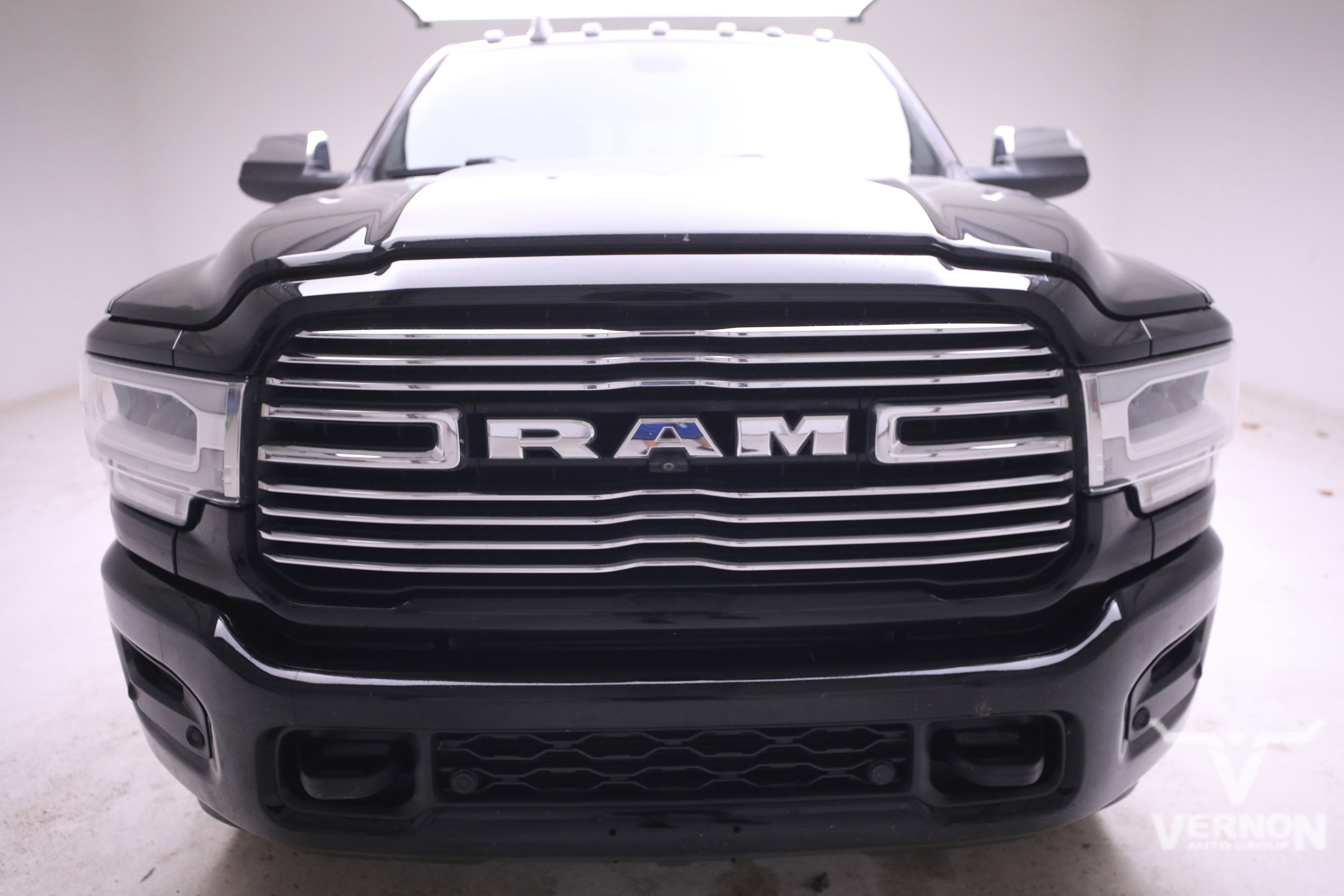 Used 2019 RAM 3500 Laramie image 7