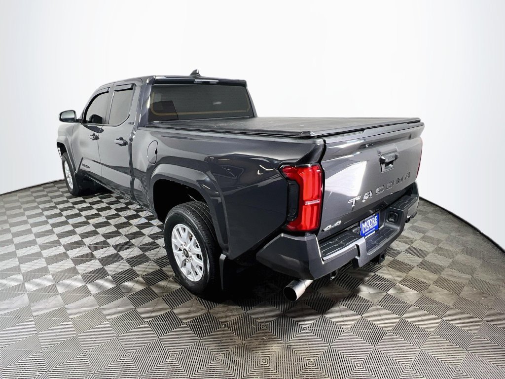 Certified 2026 Toyota Tacoma SR5 AWD/4WD image 5
