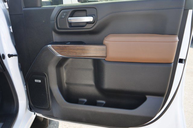 Used 2022 Chevrolet Silverado 3500 High Country w/ Technology Package image 23