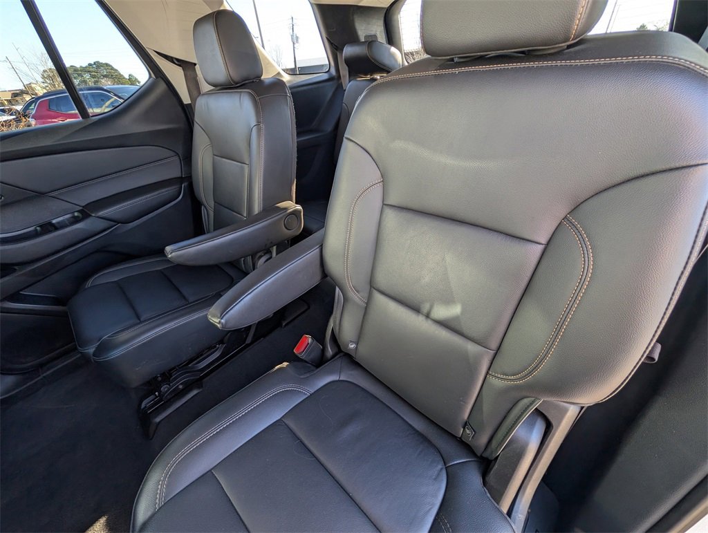 Used 2020 Chevrolet Traverse RS w/ LPO, Cargo Package image 19