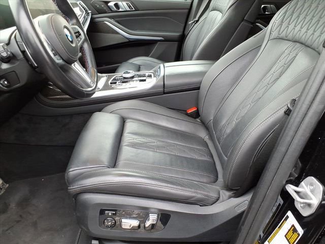 Used 2024 BMW X7 M60i w/ Executive Package image 13