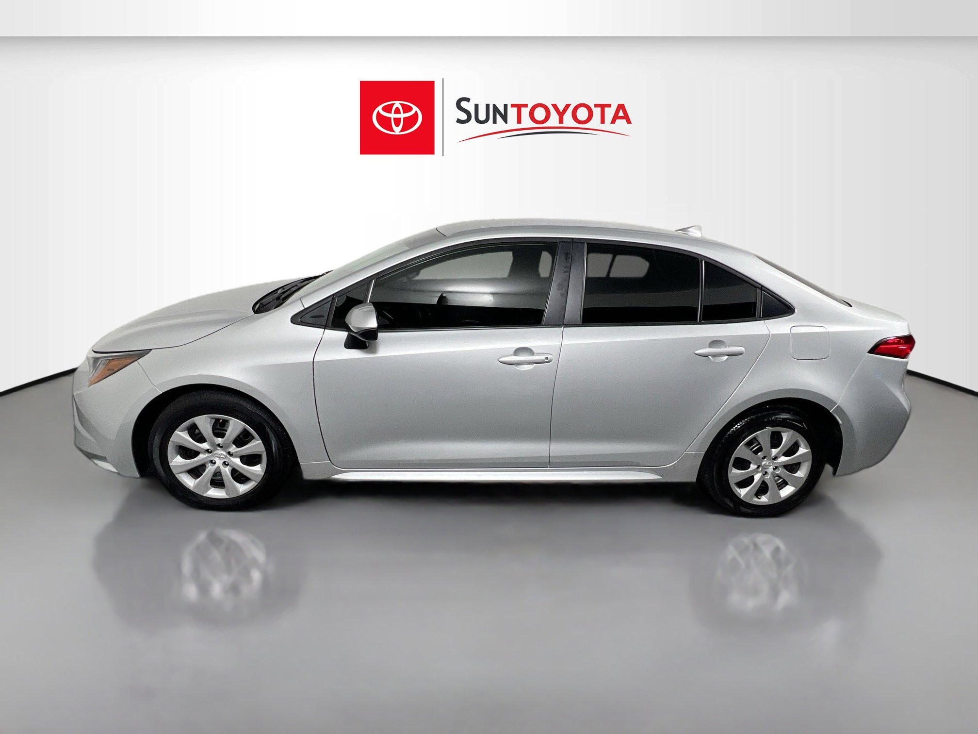 Used 2024 Toyota Corolla LE image 7