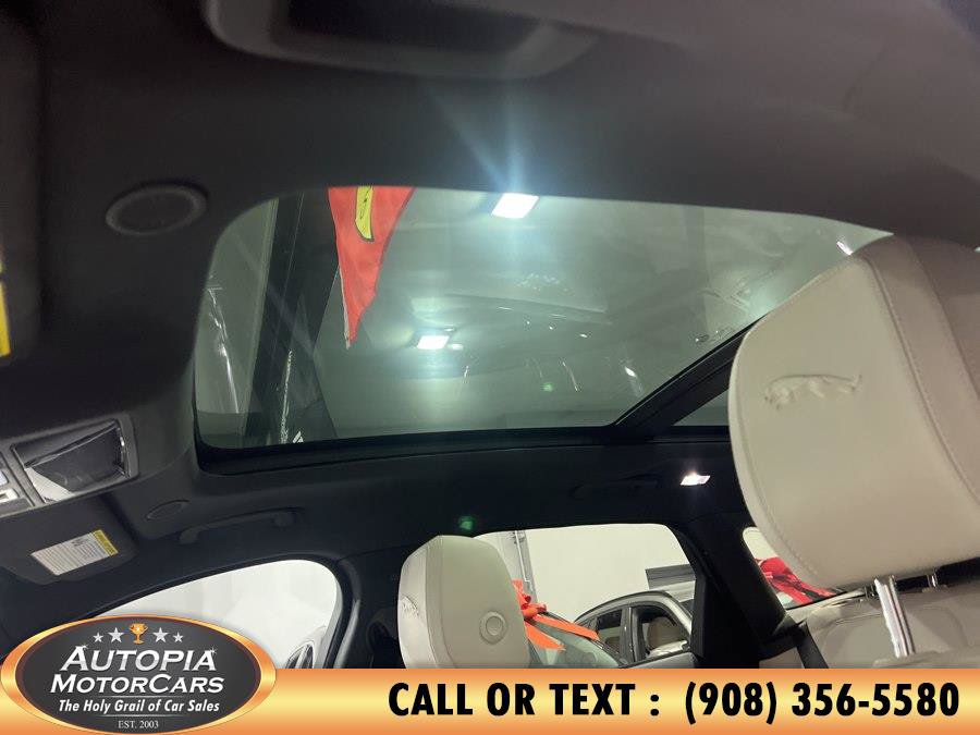 Used 2023 Jaguar F-PACE S AWD/4WD image 36