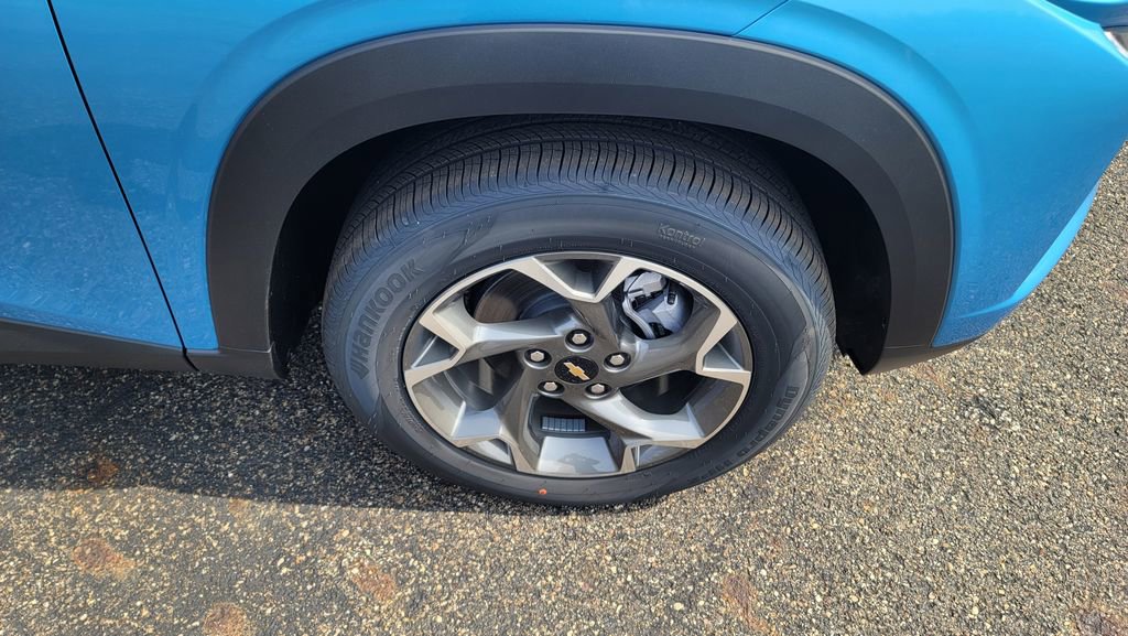 New 2026 Chevrolet Trax LT image 15