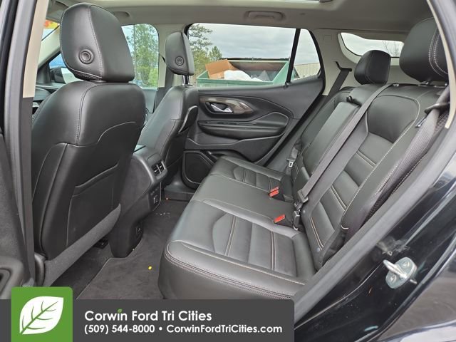 Used 2023 GMC Terrain Denali w/ Denali Premium Package AWD/4WD image 30