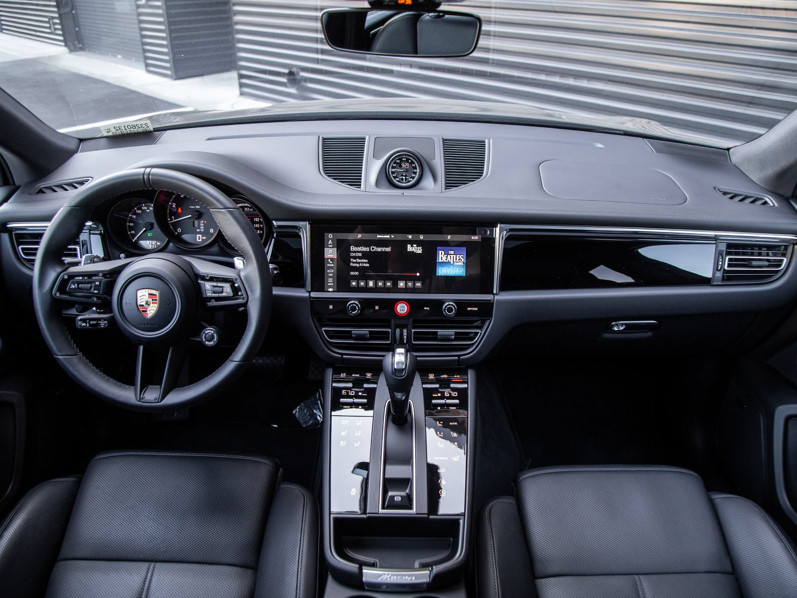New 2026 Porsche Macan AWD/4WD image 21