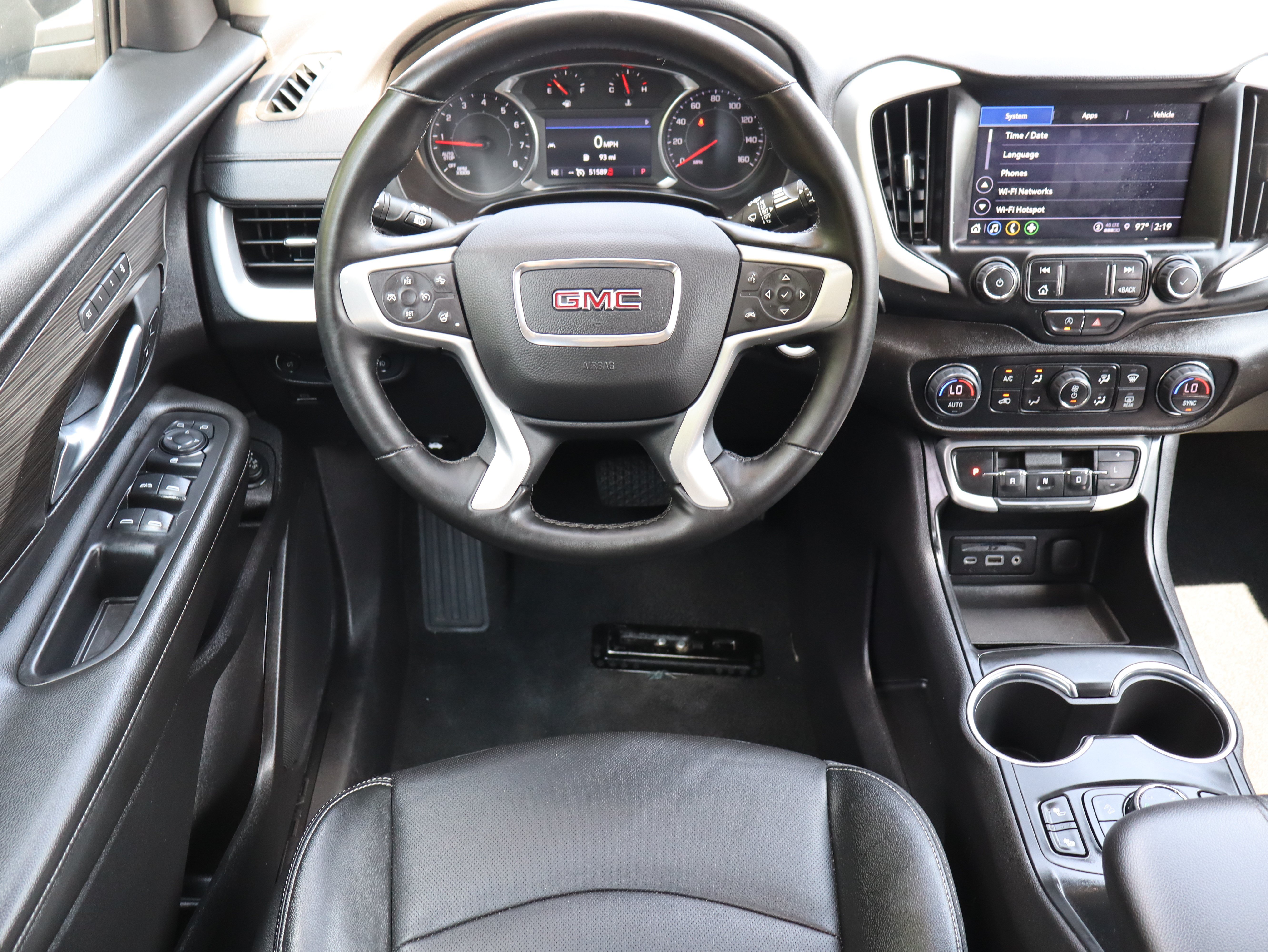 Used 2024 GMC Terrain SLT AWD/4WD image 22