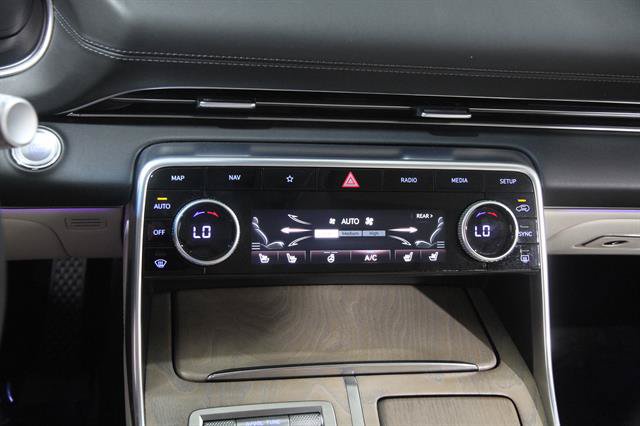 Certified 2024 Genesis GV80 3.5T Advanced w/ Advanced Package AWD/4WD image 15