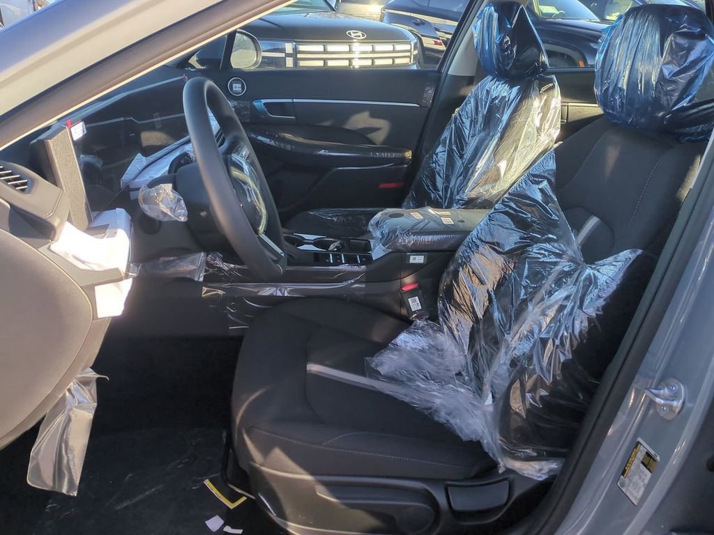 New 2026 Hyundai Sonata SE FWD image 21
