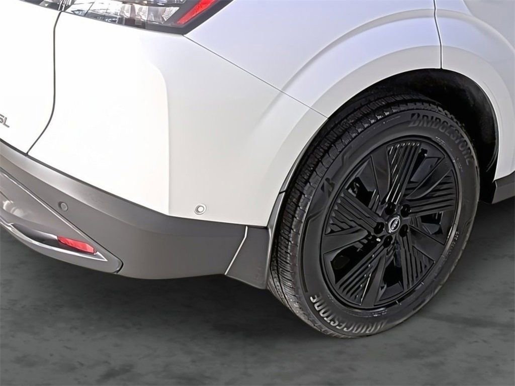 Used 2025 Nissan Murano SL image 12