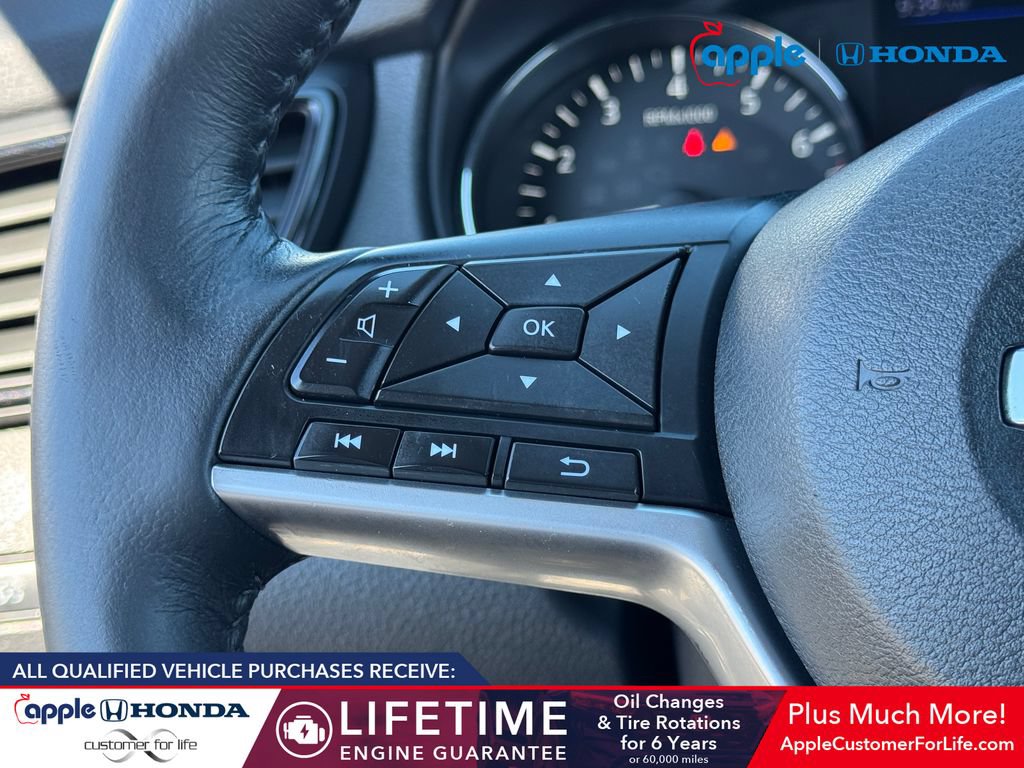 Used 2018 Nissan Rogue SV w/ Premium Package AWD/4WD image 24