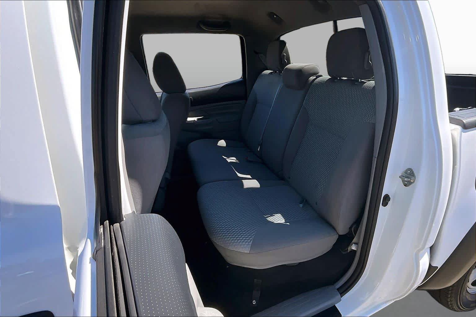 Used 2014 Toyota Tacoma 2WD Double Cab w/ Convenience Package image 20