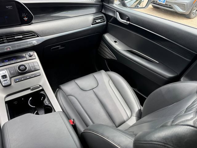 Used 2022 Hyundai Palisade Limited FWD image 26