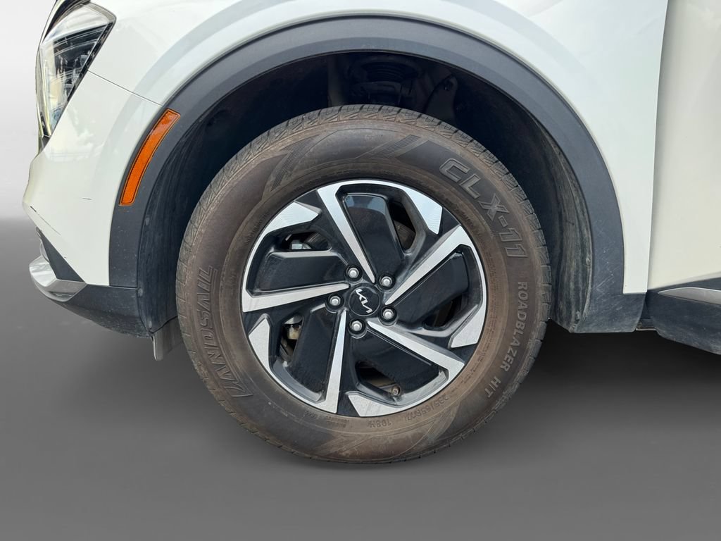 Used 2024 Kia Sportage LX AWD/4WD image 14