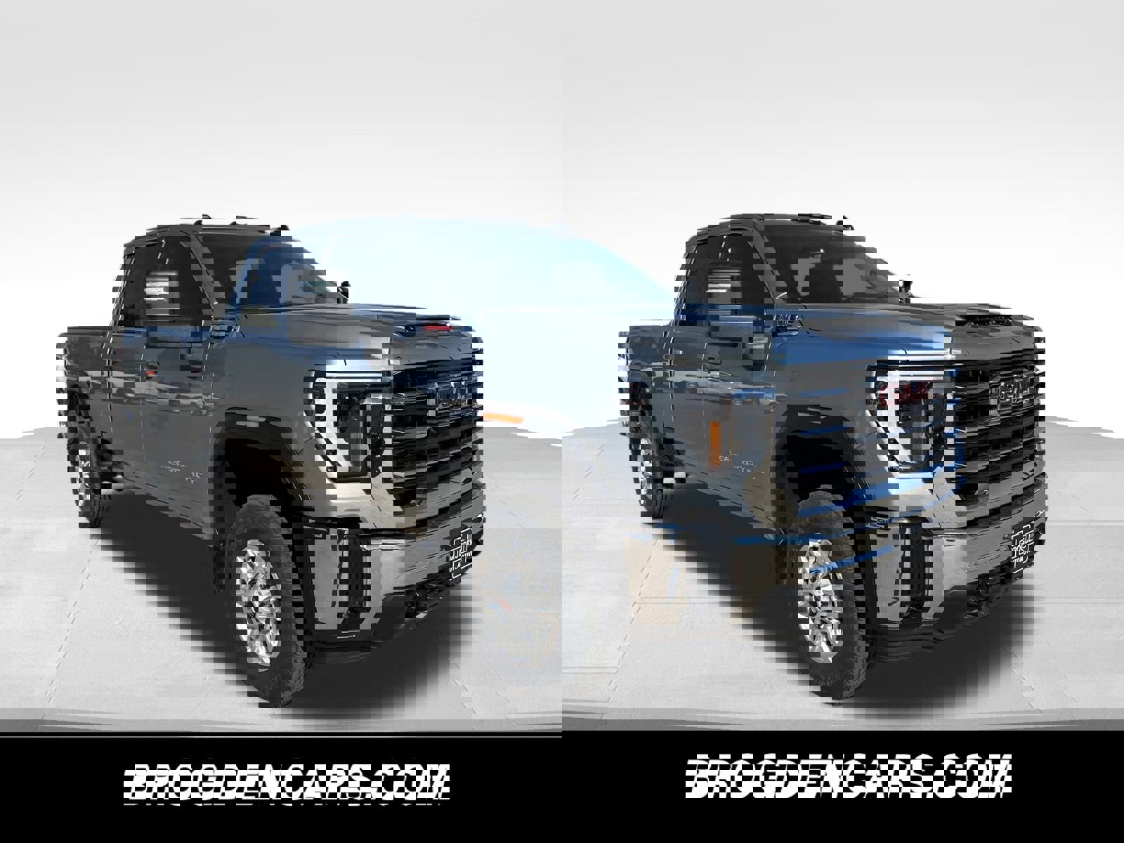 New 2025 GMC Sierra 2500 SLE w/ SLE Value Package; image 1
