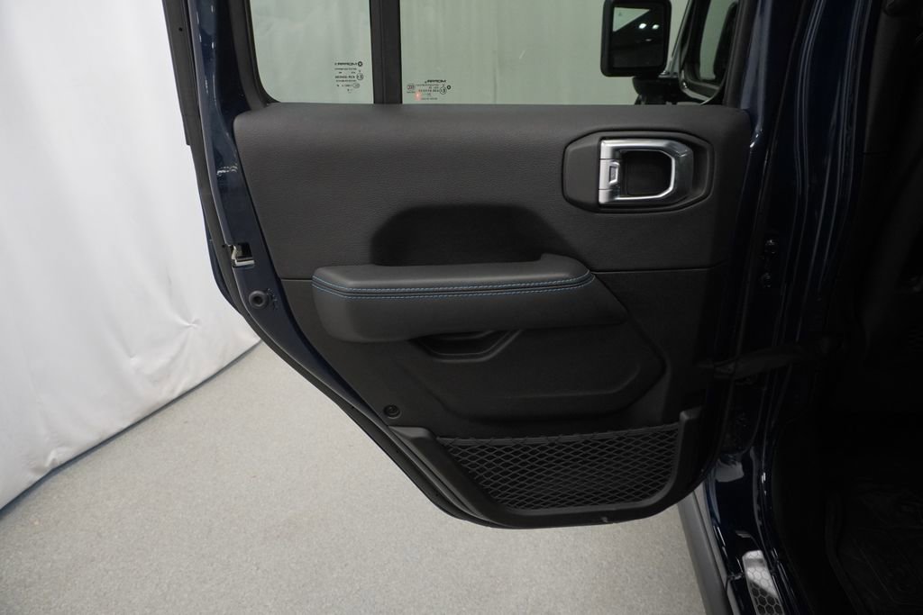 Used 2025 Jeep Wrangler Unlimited Rubicon 4xe AWD/4WD image 45