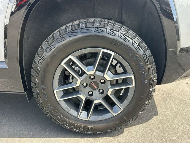 New 2026 GMC Terrain AT4 w/ Technology Package II image 34