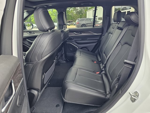 New 2026 Jeep Grand Cherokee Limited w/ Limited Altitude Package RWD image 65