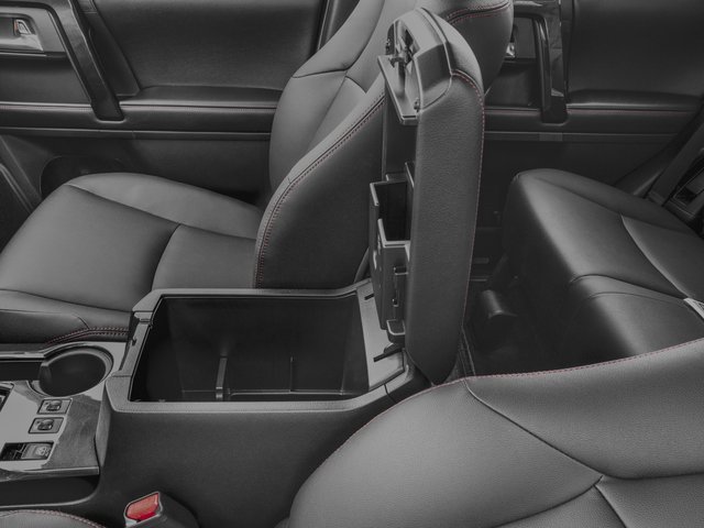 Used 2018 Toyota 4Runner TRD Off-Road Premium AWD/4WD image 18