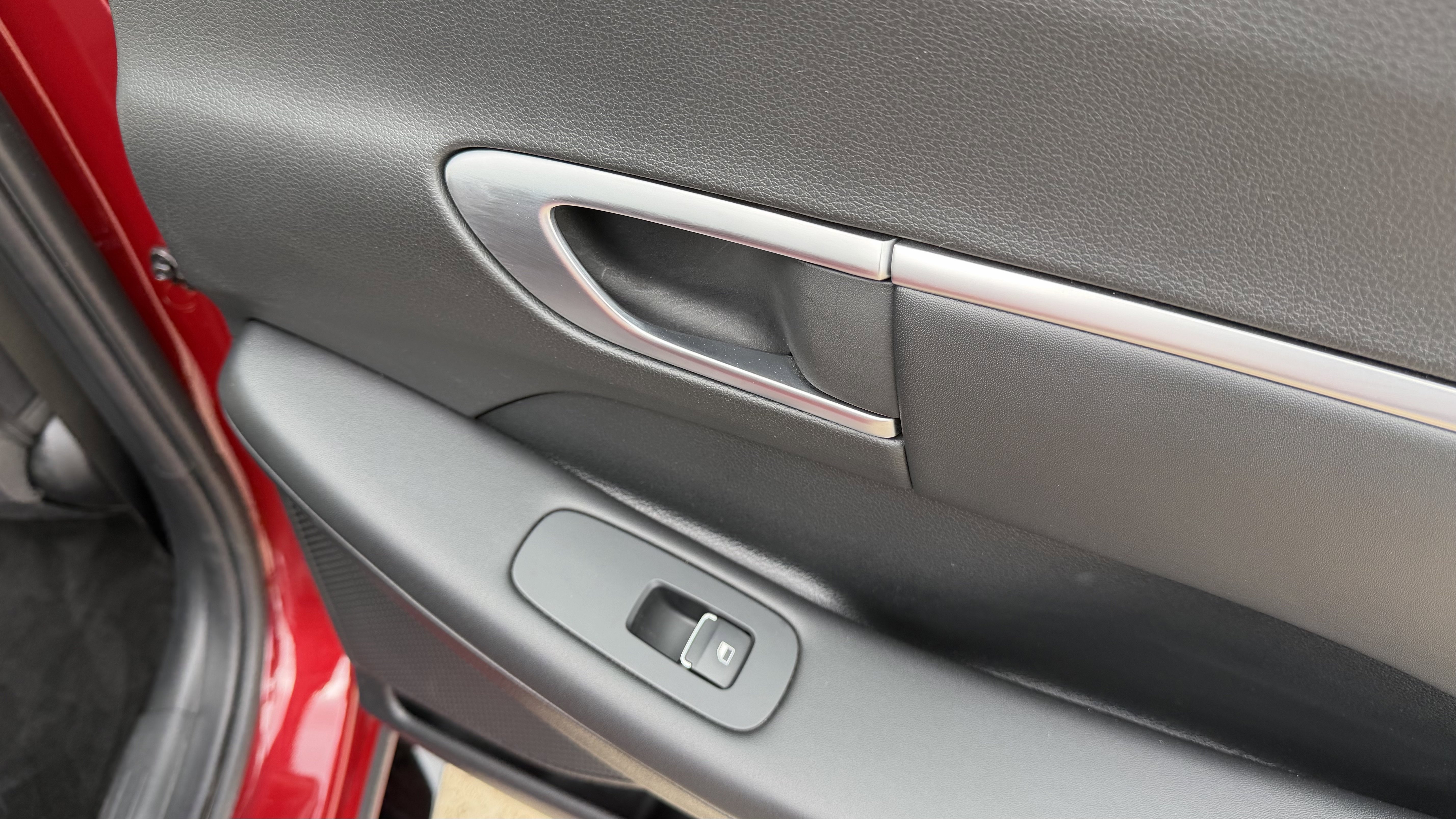 Used 2025 Hyundai Sonata SEL FWD image 33