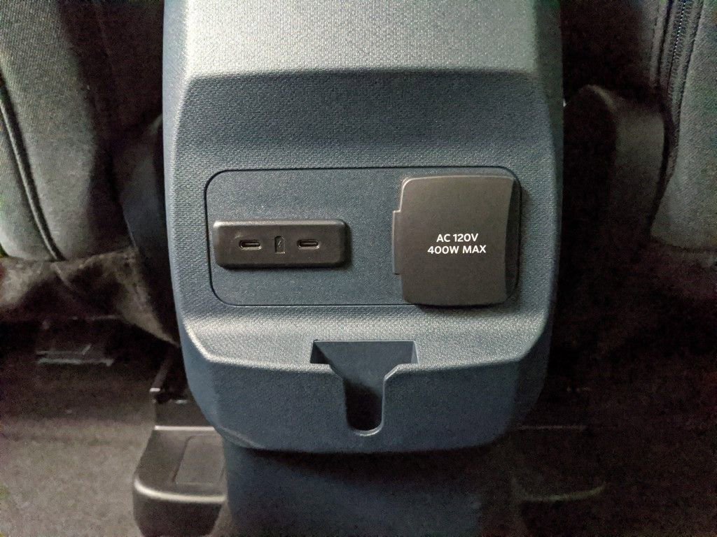 New 2025 Ford Maverick XLT w/ XLT Luxury Package image 7