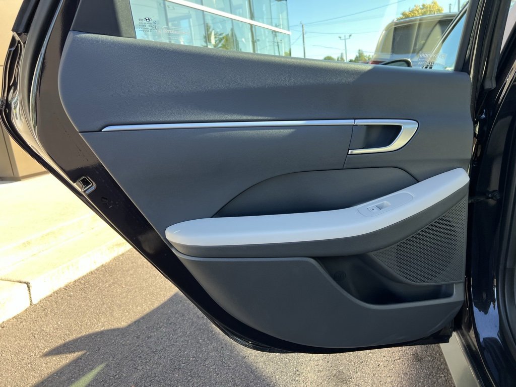 Certified 2025 Hyundai Sonata SE image 25