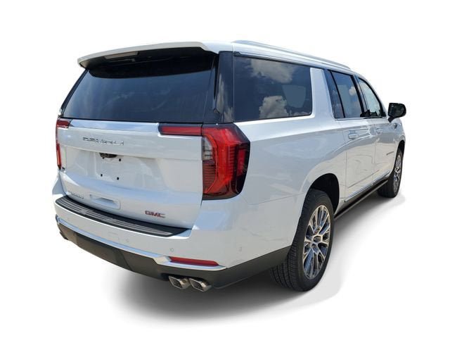 New 2026 GMC Yukon XL Denali w/ Denali Reserve Package AWD/4WD image 5