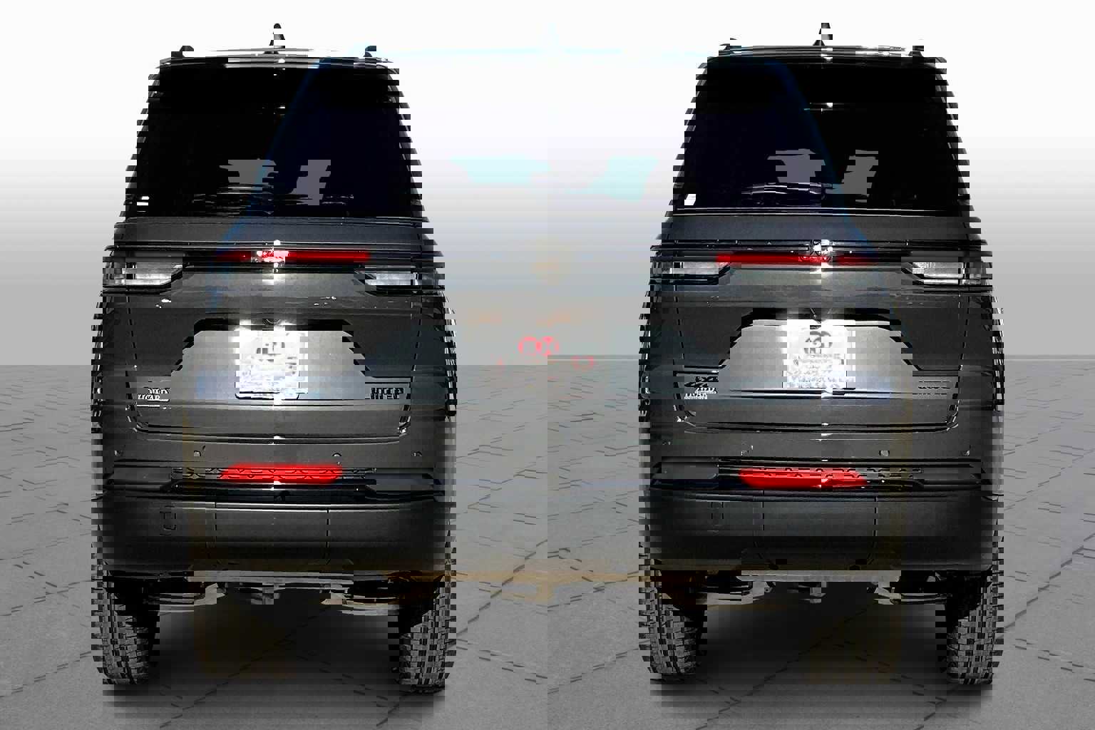 New 2025 Jeep Grand Cherokee Limited w/ Black Appearance Package image 5